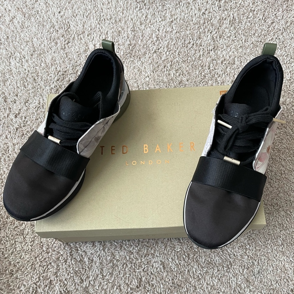 Ted Baker Womens Sneaker size 9
